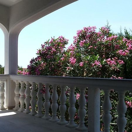 Apartment Robic Vir Exterior photo